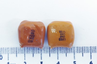 км рыжие; н90 2,2мкф кг 